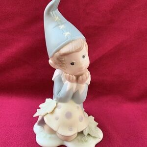 Golden Memories by Lladro Daisa Autumn Elf on Mushroom 1992 Figurine